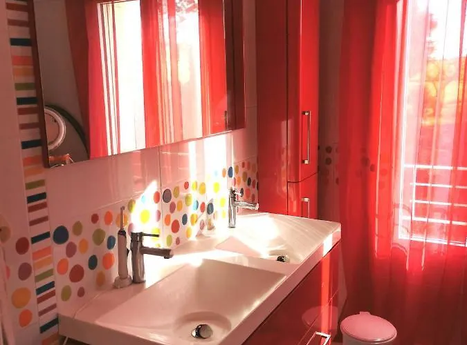 Whaou 5*, Piscine Chauffée, Jacuzzi Villa *